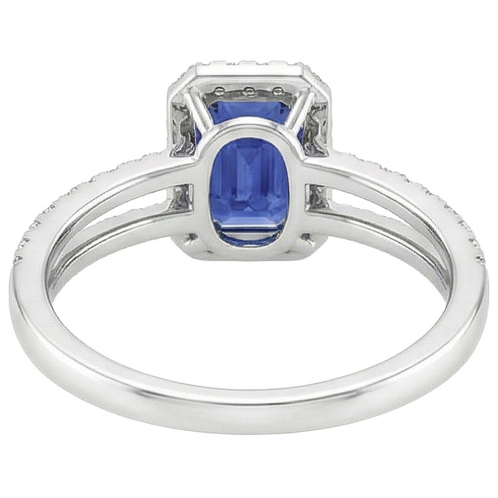 natural emerald sapphire 5ct ring close up detail