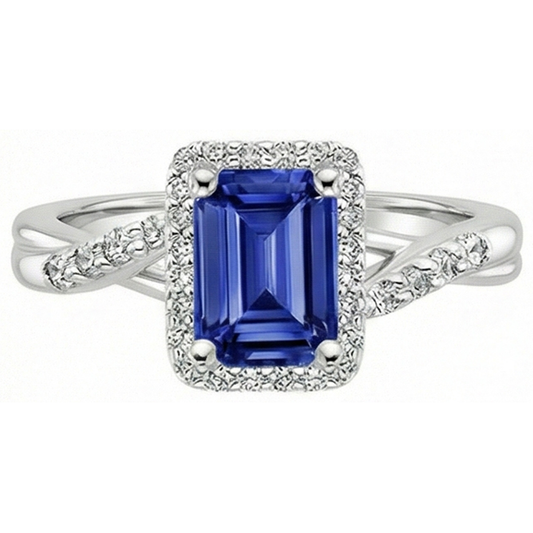 natural emerald sapphire 4ct ring close up detail