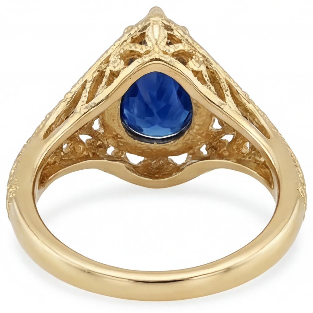 Bespoke Cornflower Blue Sapphire Precious Stone Ring 4 ct – back view
