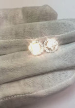 2.34 Ct Brilliant Cut Sparkling Natural Earth Mined Diamonds Lady Studs Halo Earring