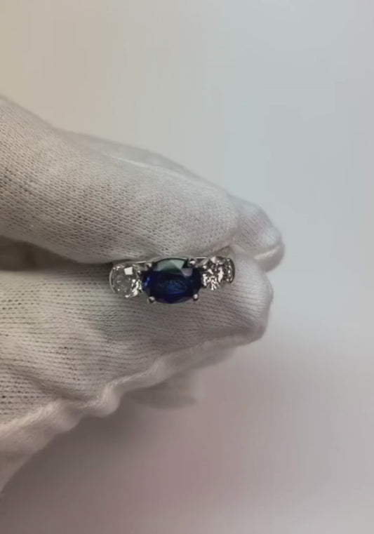 3 Stone Ring Oval And Round Cut Ceylon Sapphire & Natural Earth Mined Diamond 5 Carats New