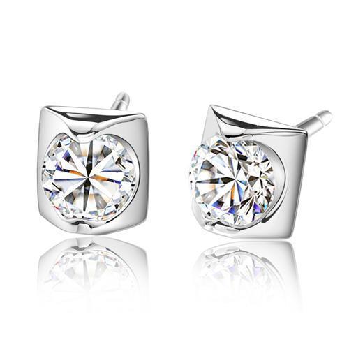 1 Carat Round Diamond Stud Lady Earring