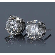 3 Carats Round Diamond Stud Earring