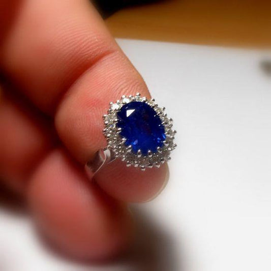 3.5 Ct Oval Shaped Ceylon Sapphire Round Diamond Ring White Gold 14K