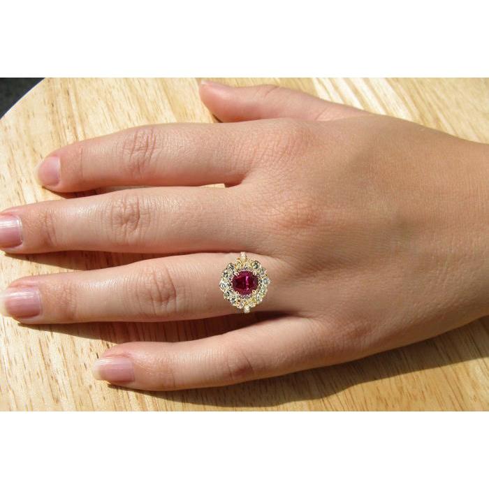 6.75 Carats Red Tourmaline And White Diamonds Ring White Gold 14K