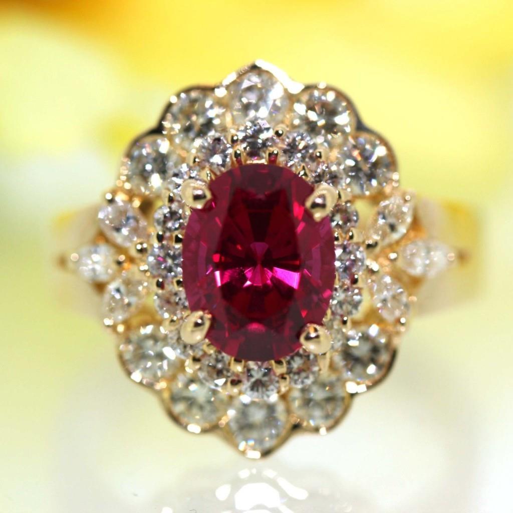 6.75 Carats Red Tourmaline And White Diamonds Ring White Gold 14K