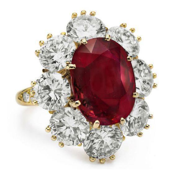 7.25 Ct Prong Set Oval Cut Garnet And Diamonds Engagement Ring