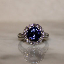 Beautiful Blue Tanzanite With Diamond Ring 2.25 Carats White Gold 14K