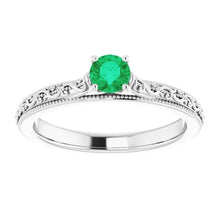 Solitaire Ring 0.75 Carats Columbian Green Emerald Milgrain Filigree