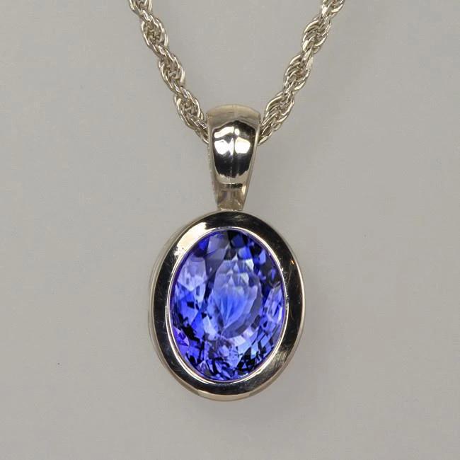 White Gold 14K Oval Cut Blue Tanzanite 14 Ct Pendant With Chain