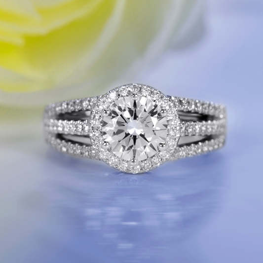 Tips for buying the best engagement ring; Let's Reveal the Secret.