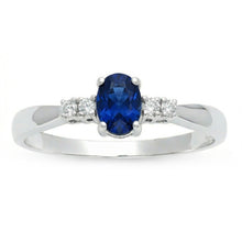 1.40 Ct Ceylon Sapphire With Natural Earth Mined Diamond Five Stone Wedding Ring