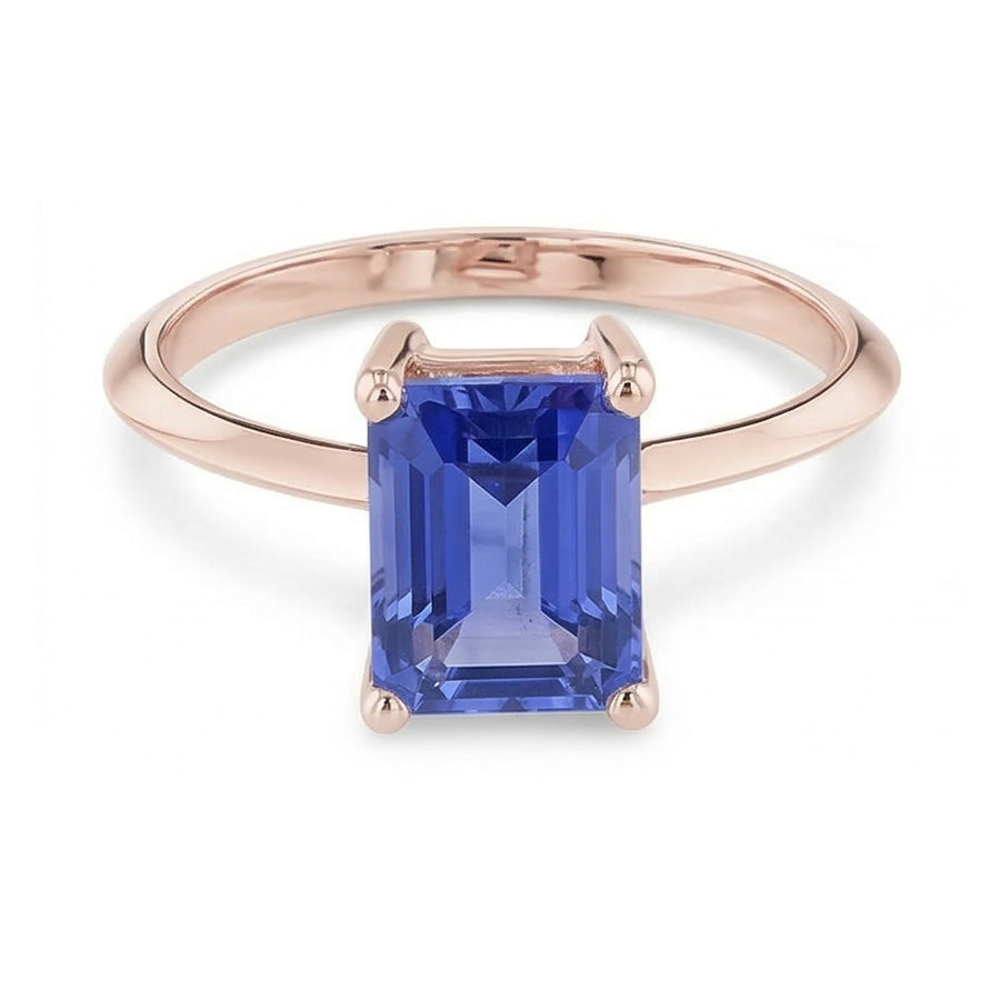 natural emerald sapphire 1.50ct ring close up detail