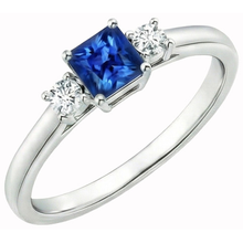 natural round sapphire 1.65ct ring front view