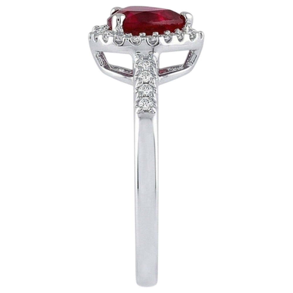 natural round ruby 1.50ct ring top view