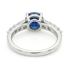 natural round sapphire 1.75ct ring profile view