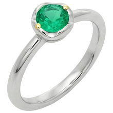 Round Cut Emerald ring in Two-Tone 14K Gold – side view