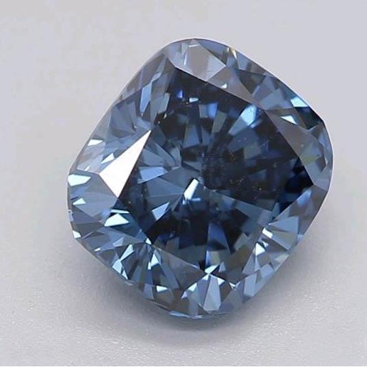 Cushion Cut Royal Blue Sapphire ring in Gold – main view
