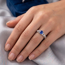 1.60 Ct Blue Round Sapphire And Natural Earth Mined Diamond Ring