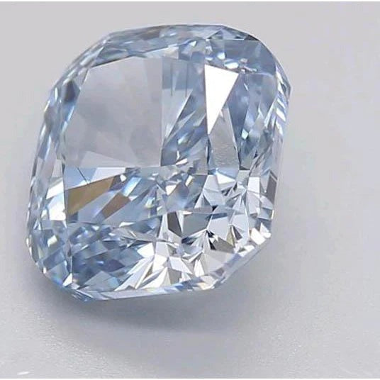 Loose Sapphires Natural Gold with Royal Blue Sapphire – side view