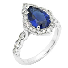 14 Karat White Gold Vintage Royal Blue Sapphire Gemstone Ring