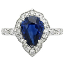 14 Karat White Gold Vintage Royal Blue Sapphire Gemstone Ring
