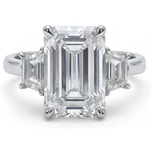 14K White Gold VVS Clarity Fine Diamond 3-Stone Ring 7 ct