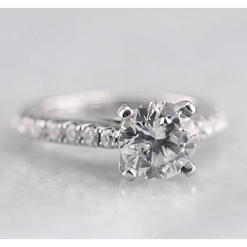 1.50 Carats Solitaire Ring With Accents