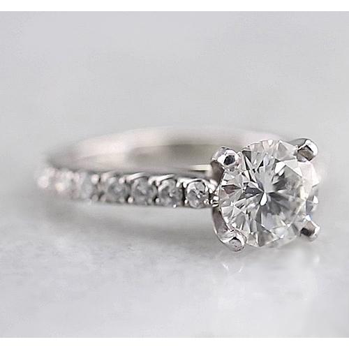 1.50 Carats Solitaire Ring With Accents