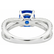 natural round sapphire 2.50ct ring on white background