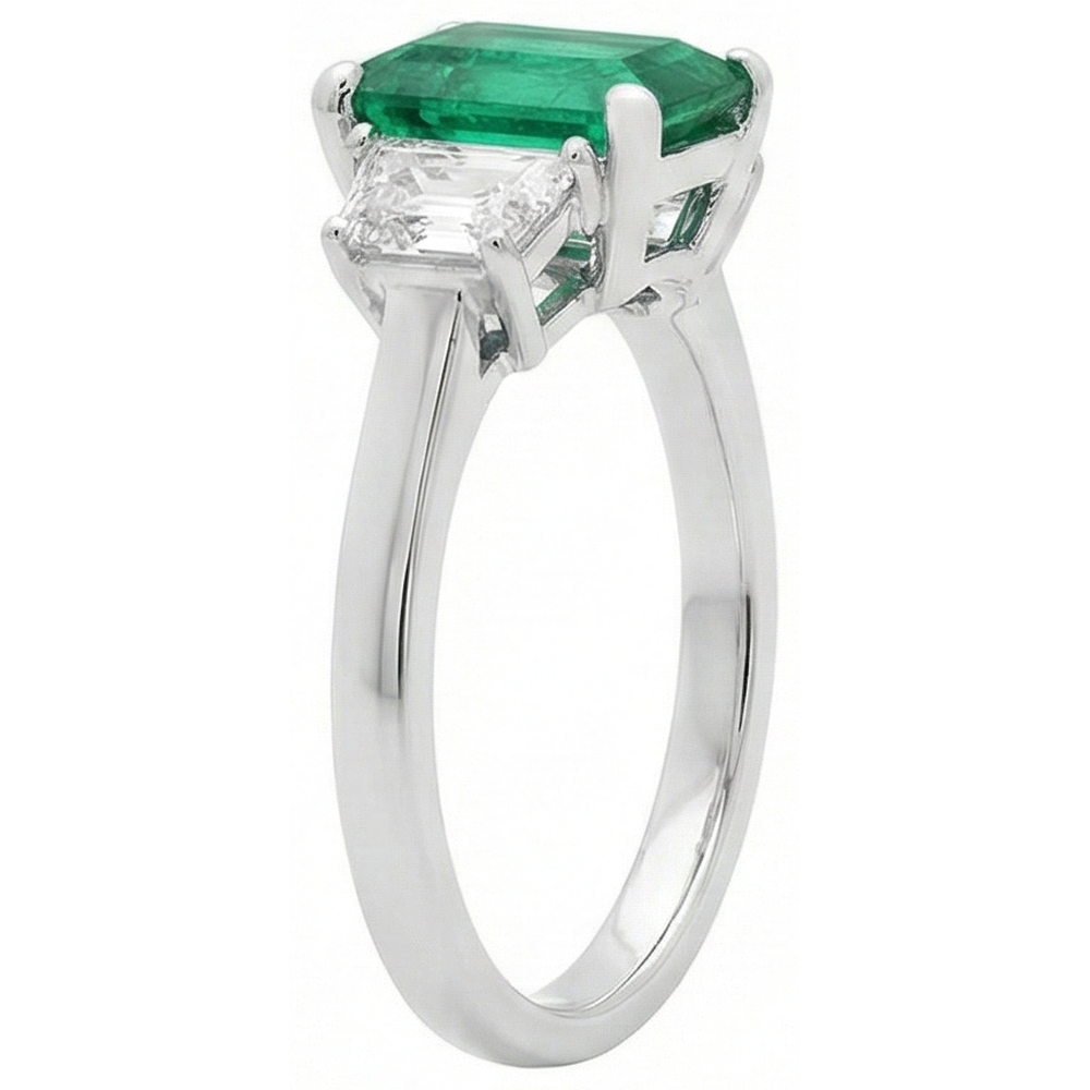 natural emerald 2.50ct ring top view