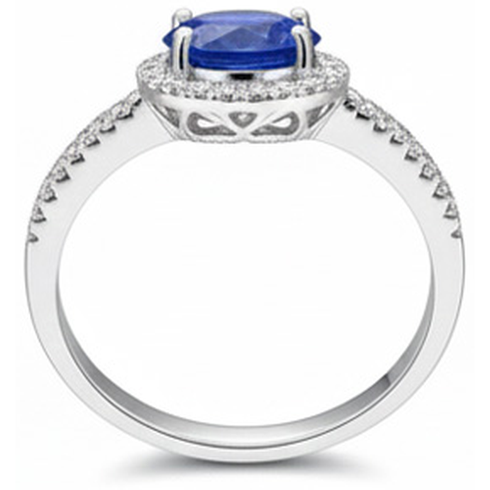 natural round sapphire 2.85ct ring close up detail
