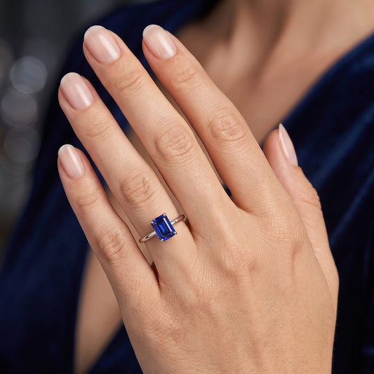 2 Carat Blue Sapphire Engagement Ring