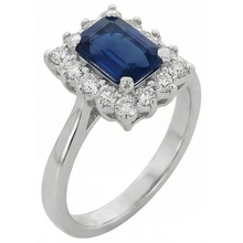 natural round sapphire 2ct ring front view