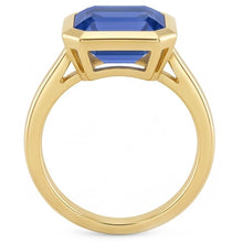 2 Carats Emerald Solitaire Ceylon Sapphire Bezel Set Ring Yellow Gold