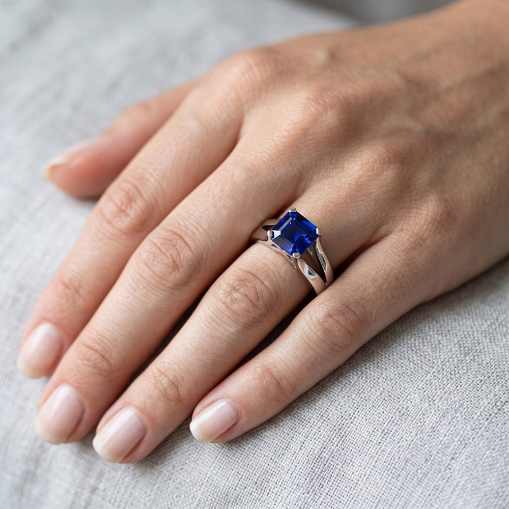 2 Carats Solitaire Ring Split Shank Asscher Cut Srilanka Sapphire
