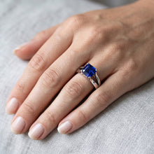 2 Carats Solitaire Ring Split Shank Asscher Cut Srilanka Sapphire