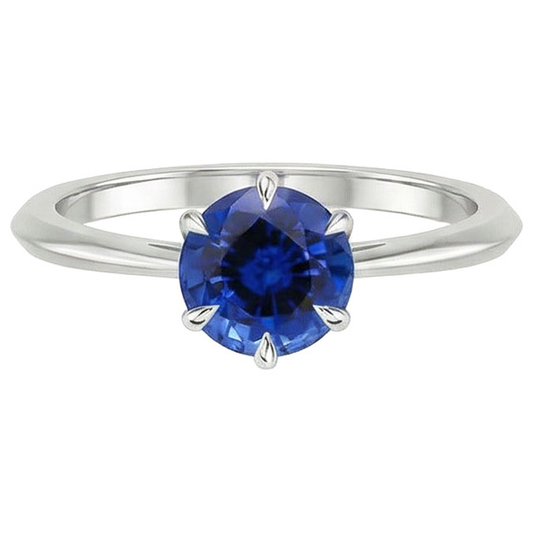 natural round sapphire 2ct ring close up detail