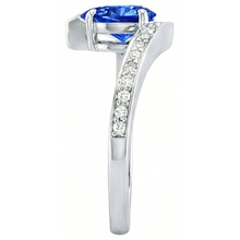 natural round sapphire 2ct ring top view