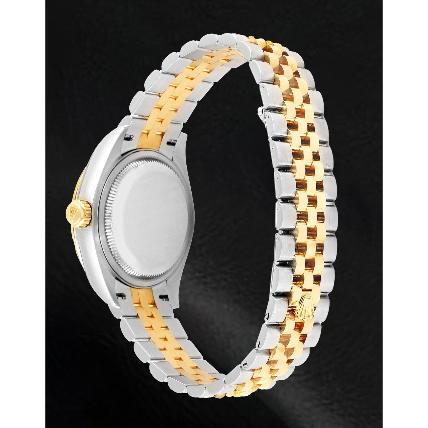 Gemstone ring in 18K Two Tone Gold – angle view