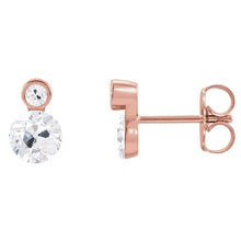 Earrings 14K Rose Gold with Brilliant Diamond – front view