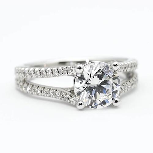 2.50 Carats Engagement Natural Diamond 