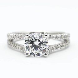 2.50 Carats Engagement Natural Diamond Ring