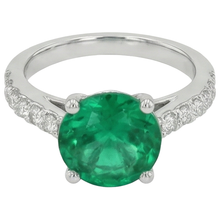 3.15 Carats Prong Set Green Emerald And Natural Earth Mined Diamonds Wedding Ring WG 14K