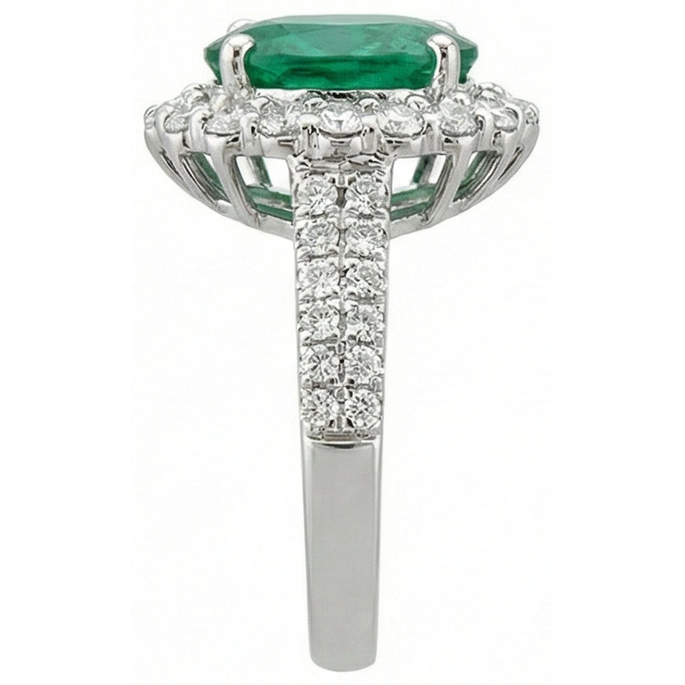 natural round emerald 3.25ct ring top view