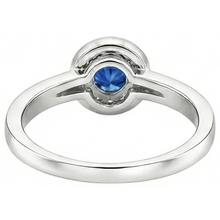 natural round sapphire 3.40ct ring on white background