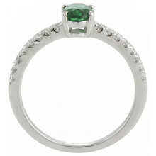 3.5 Ct Green Emerald And Natural Earth Mined Diamond Wedding Ring
