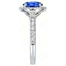 natural round sapphire 3.50ct ring top view