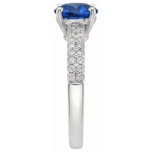 natural round sapphire 3.50ct ring top view