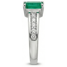 3.75 Ct Green Emerald And Natural Earth Mined DIAMOND ( NOT LAB GROWN ) Ring Solitaire With Accents
